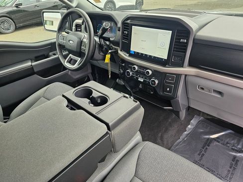 Used 2025 Ford F150 XLT w/ Equipment Group 301A Standard AWD/4WD image 29