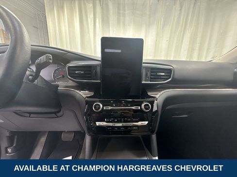 Used 2023 Ford Explorer Limited w/ Limited Technology Package image 14