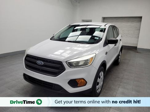 Used 2017 Ford Escape S image 1