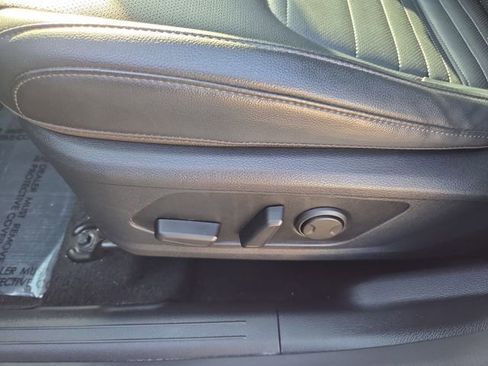 Used 2024 Kia Sportage SX Prestige image 19