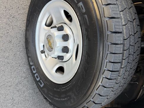 Used 2003 Chevrolet Silverado 2500 W/T image 13