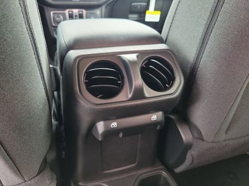 New 2026 Jeep Gladiator Sport image 10