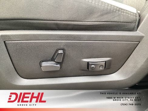 Used 2024 RAM 2500 Big Horn AWD/4WD image 23