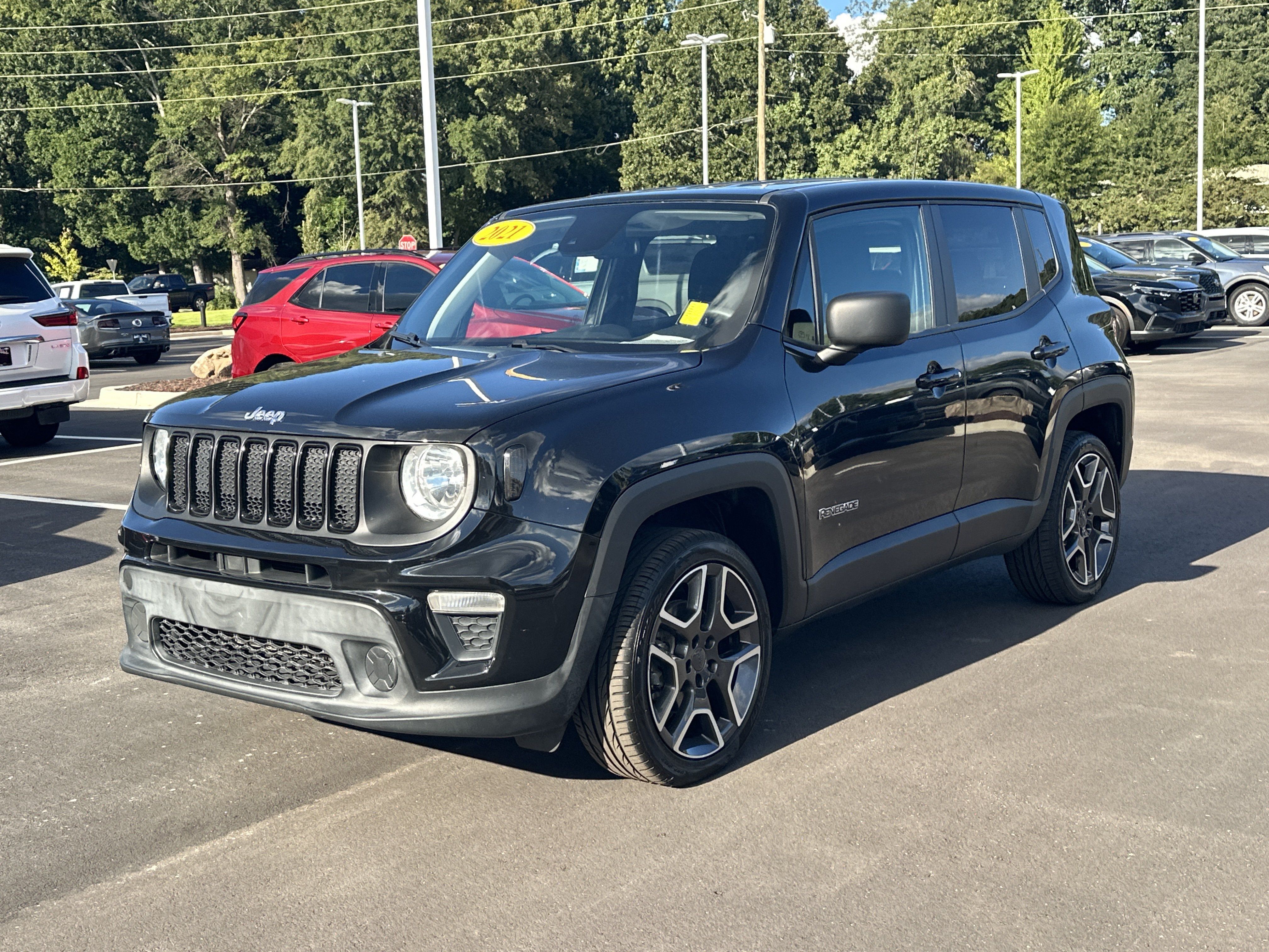 Used 2021 Jeep Renegade Sport AWD/4WD image 4