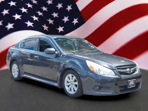 Used 2011 Subaru Legacy 2.5i Premium AWD/4WD image 1