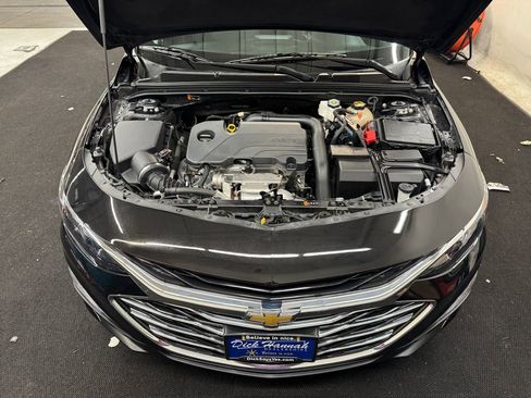 Used 2023 Chevrolet Malibu LT FWD image 10