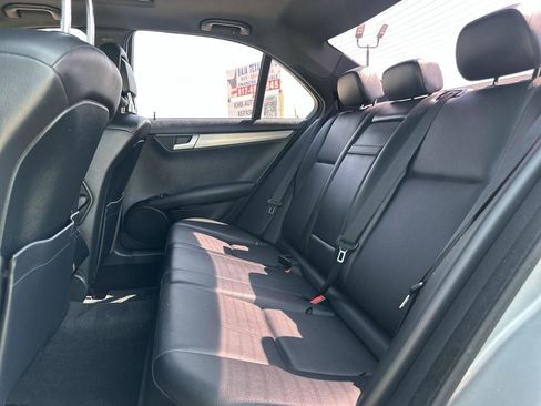 Used 2014 Mercedes-Benz C 250 Sedan image 12