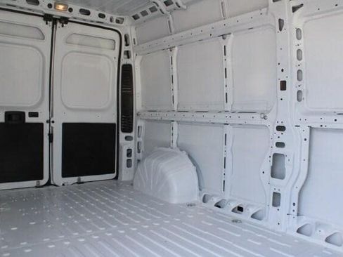 New 2025 RAM ProMaster 2500 w/ Convenience Group FWD image 44