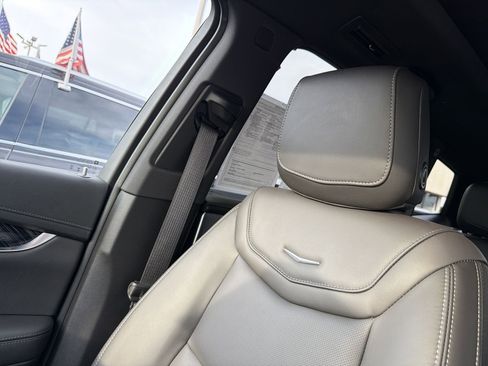 Certified 2025 Cadillac XT6 Premium Luxury image 23