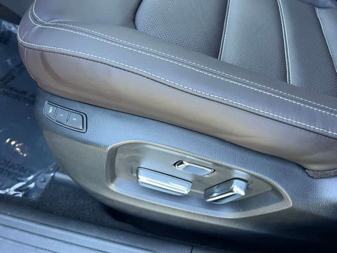 Used 2025 MAZDA CX-5 Signature image 15