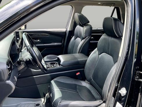 Used 2023 Honda Pilot Elite image 8