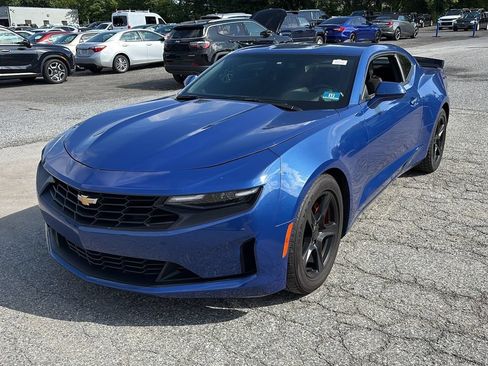 Used 2020 Chevrolet Camaro LT RWD image 6