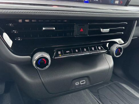 New 2026 Chevrolet Suburban LS w/ LPO, Dark Essentials Package image 15