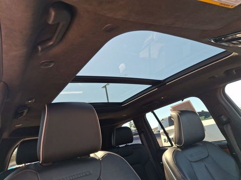Certified 2022 Jeep Grand Cherokee Summit AWD/4WD image 29