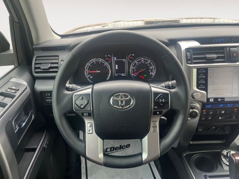 Used 2021 Toyota 4Runner Limited image 13