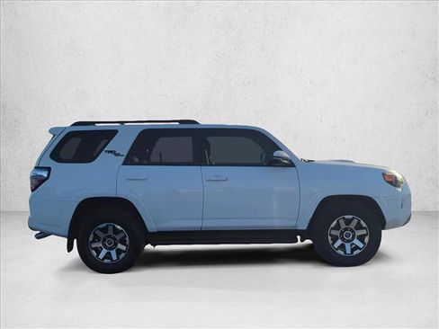 Certified 2024 Toyota 4Runner TRD Off-Road Premium w/ Off Road Premium Plus Package AWD/4WD image 4