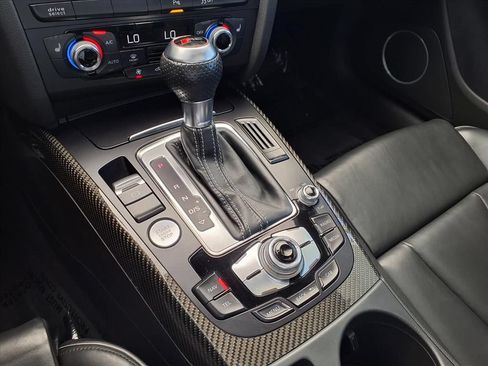 Used 2015 Audi RS 5 Coupe w/ Black Optic Plus Package AWD/4WD image 19