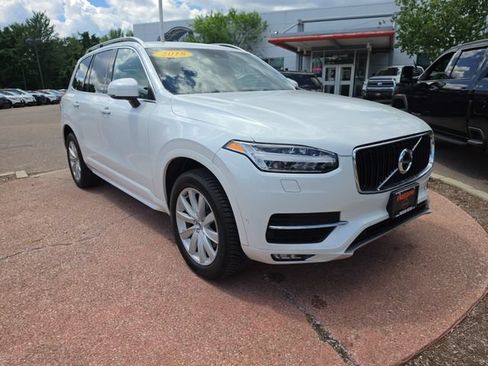Used 2018 Volvo XC90 T6 Momentum w/ Convenience Package AWD/4WD image 7