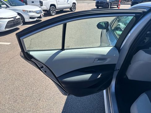 Used 2024 Toyota Corolla LE image 35