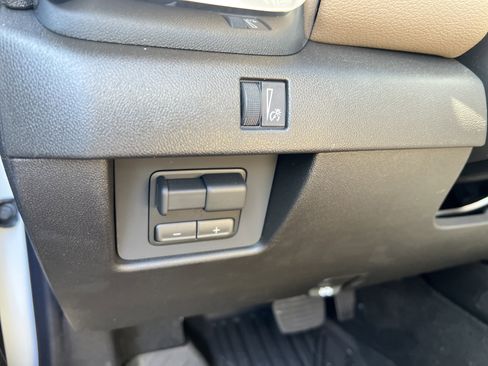 New 2026 GMC Canyon Denali AWD/4WD image 36