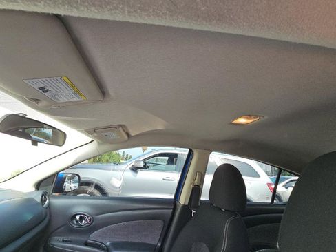 Used 2014 Nissan Versa SV image 14