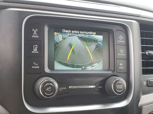 Used 2017 RAM 2500 Tradesman w/ Chrome Appearance Group image 18