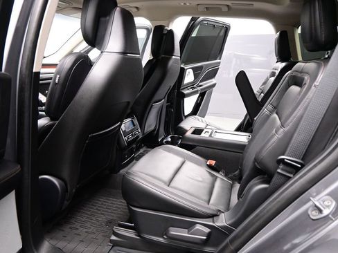 Used 2023 Lincoln Aviator Reserve w/ Equipment Group 201A AWD/4WD image 24