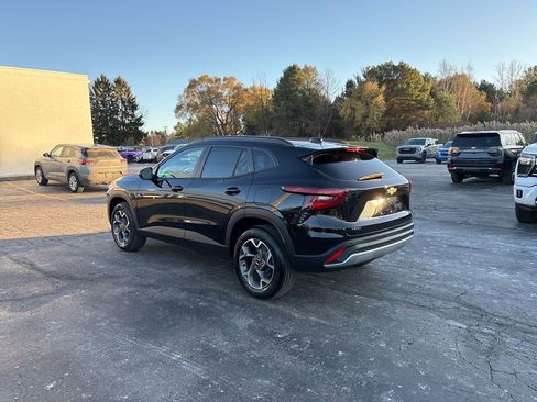 New 2026 Chevrolet Trax LT image 6