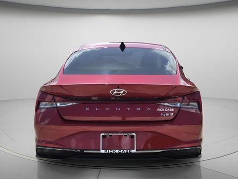 Used 2023 Hyundai Elantra Limited FWD image 5