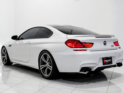Used 2017 BMW M6 Coupe image 9