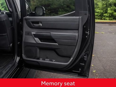 Used 2024 Toyota Tundra Platinum AWD/4WD image 19