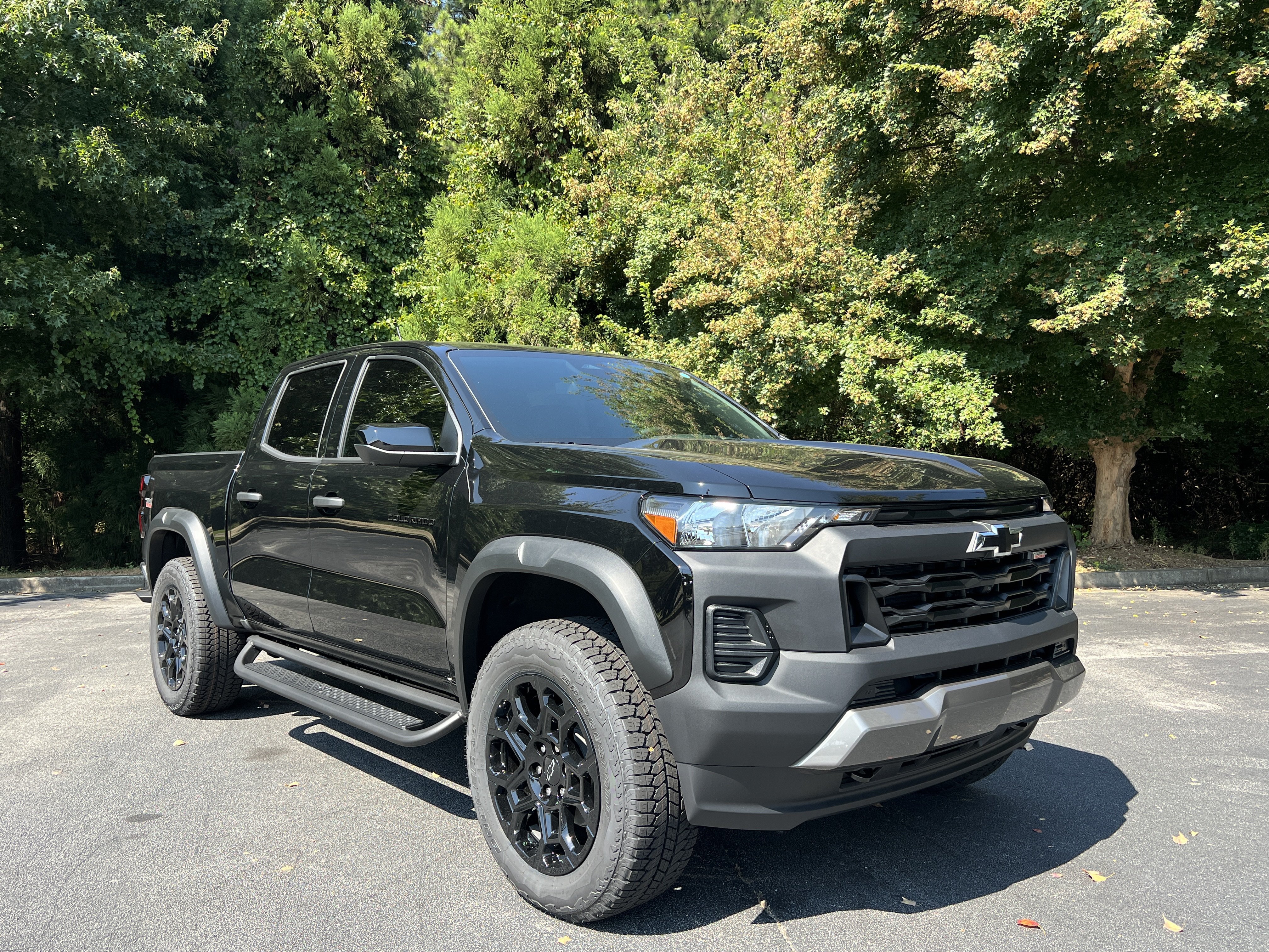 New 2026 Chevrolet Colorado Trail Boss AWD/4WD image 2