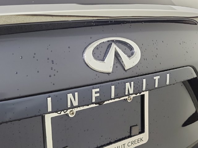 Certified 2025 INFINITI QX50 Luxe AWD/4WD image 10