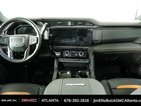 Used 2024 GMC Sierra 2500 AT4 w/ Technology Package AWD/4WD image 18