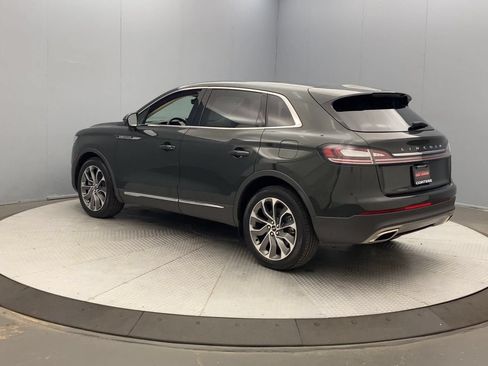 Used 2023 Lincoln Nautilus Reserve w/ Luxury Package AWD/4WD image 3