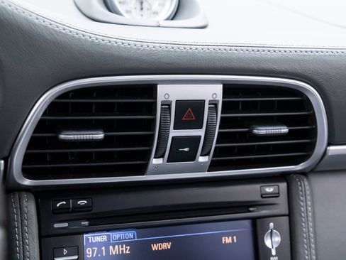 Used 2010 Porsche 911 Carrera S image 23