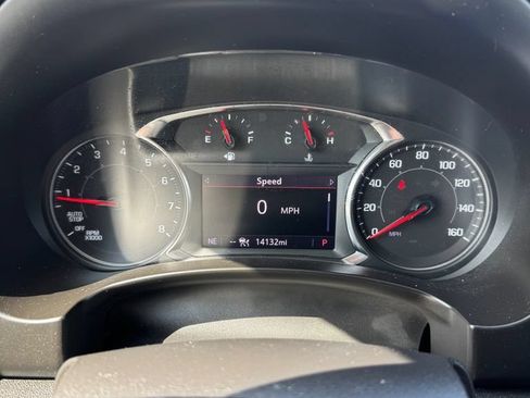 Used 2023 GMC Terrain SLT w/ Tech Package FWD image 18