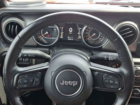 Used 2022 Jeep Wrangler Unlimited Sport AWD/4WD image 17