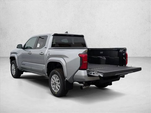 New 2026 Toyota Tacoma SR5 AWD/4WD image 9