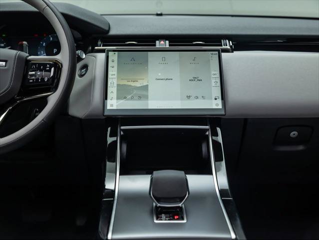 New 2026 Land Rover Range Rover Velar S AWD/4WD image 31