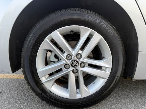 Used 2019 Toyota Corolla SE image 31