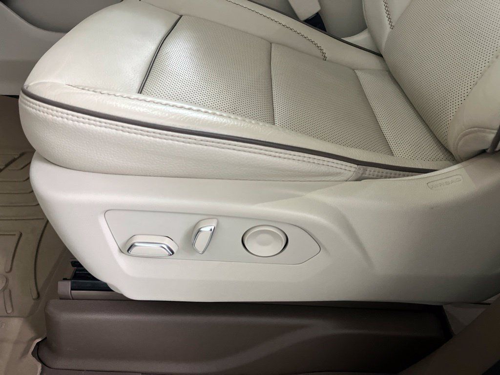 Used 2022 GMC Yukon Denali AWD/4WD image 59