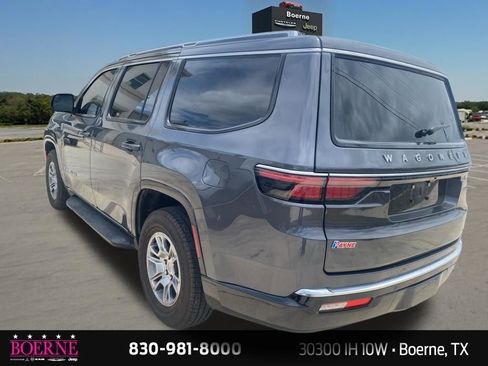 Used 2022 Jeep Wagoneer Series I RWD image 8