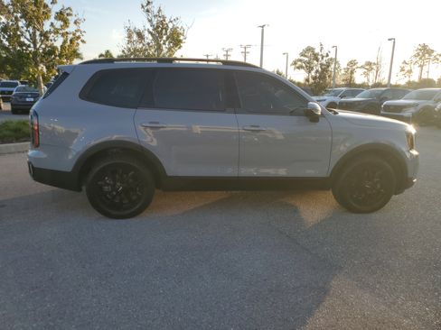 Used 2024 Kia Telluride SX X-Pro image 3