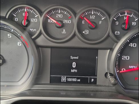 Used 2020 Chevrolet Silverado 1500 W/T w/ Trailering Package image 9