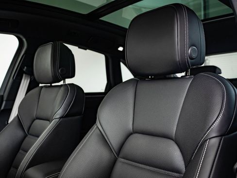 New 2026 Porsche Macan S AWD/4WD image 29