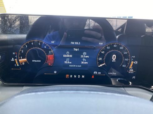 Used 2025 Ford Mustang GT Premium image 19