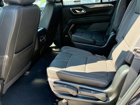 Certified 2022 Chevrolet Tahoe RST w/ Luxury Package AWD/4WD image 21