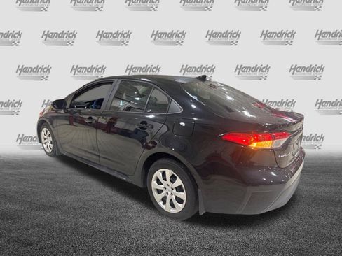 Certified 2025 Toyota Corolla LE FWD image 9