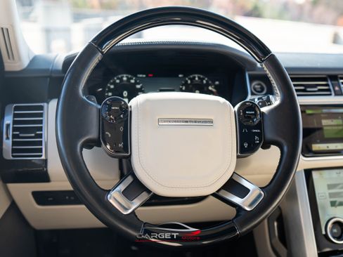 Used 2020 Land Rover Range Rover Long Wheelbase HSE image 25
